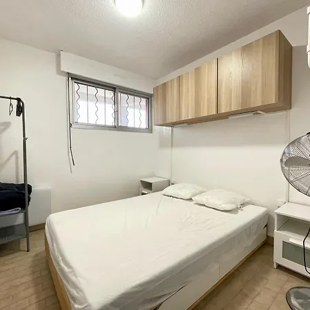 Apartament T2 Avec Garage Proche A Sete, Animaux Acceptes - Fr-1-338-437 *